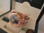 Rolex replica daydate rose gold green dial orologio replica copia imitazione 4us197 - immagine 7