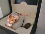 Rolex replica daytona rose gold black dial orologio replica copia imitazione 4us201 - immagine 10