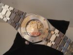 Audemars Piguet royal oak jumbo argentèè dial replica orologio copia imitazione crono 4us216 - immagine 11