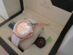 Rolex replica yacht master l rose gold strip rubber bay max white dial orologio replica copia 4us529 - immagine 7