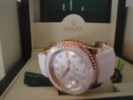 Rolex replica yacht master l rose gold strip rubber bay max white dial orologio replica copia 4us529 - immagine 6