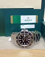 Rolex replica seadweller my2017 scritta rossa acciaio ceramichon black dial orologio replica copia imitazione 4us524 - immagine 4