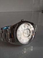 Rolex replica sky dweller acciaio white dial orologio replica copia imitazione 4us524 - immagine 3