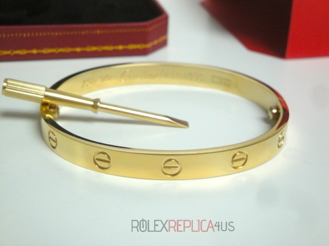 virtuemart_product_10replica-cartier-gioielli-bracciale-love-cartier-replica-anello-bulgari-Copia Cartier replica gioiello bracciale love oro giallo imitazione replica - immagine 1
