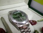 Rolex replica daydate ll acciaio green dial orologio replica copia imitazione 4us711 - immagine 6
