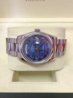 Rolex replica Day-Date 118209 White Gold Blue Waves Dial orologio replica - immagine 5