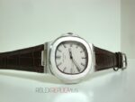 Patek Philippe replica nautilus acciaio white dial strip leather orologio replica copia 4us