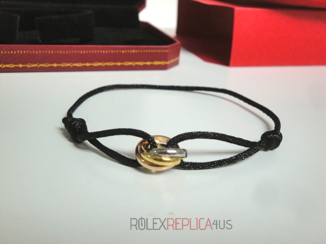 virtuemart_product_134replica-cartier-gioielli-bracciale-love-cartier-replica-anello-bulgari Cartier replica gioiello bracciale trinity black imitazione replica - immagine 1