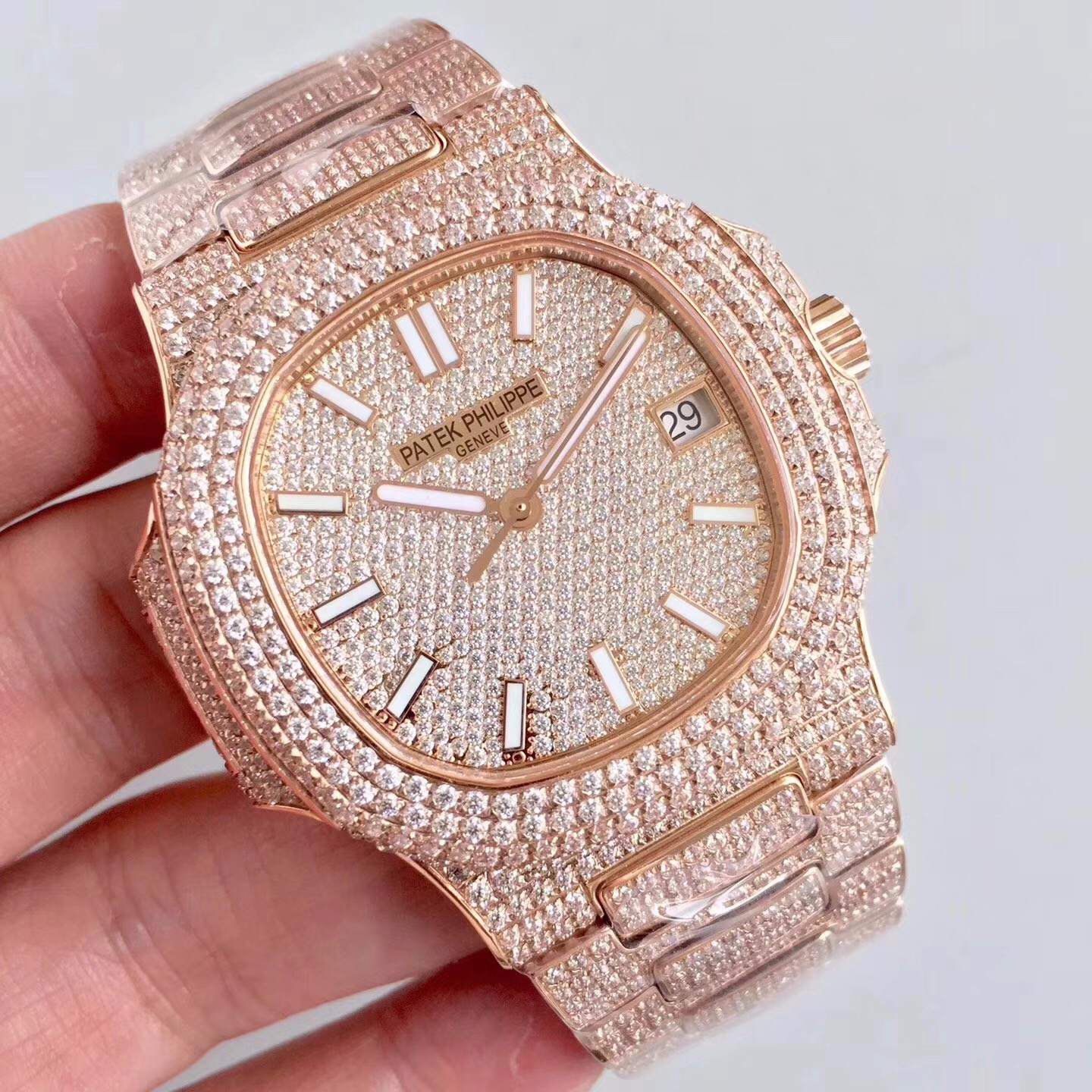 virtuemart_product_patek-philippe-replica-nautilus-full-brillantine-orologio-replica6 Patek Philippe replica nautilus 7021/1G - diamond pavè special edition rose gold - immagine 1